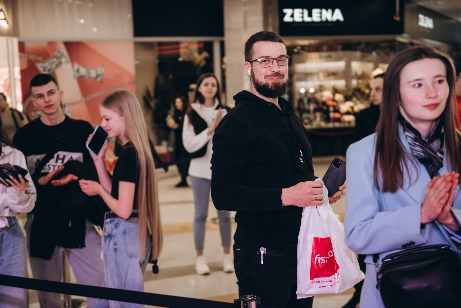 &quot;Весна у Gulliver – час святкувати!&quot; за участі: Єгора Андрюшина, Насті Цимбалару, Олени Тополі та Валентини Олеярник та розіграш від TOUS  image-3