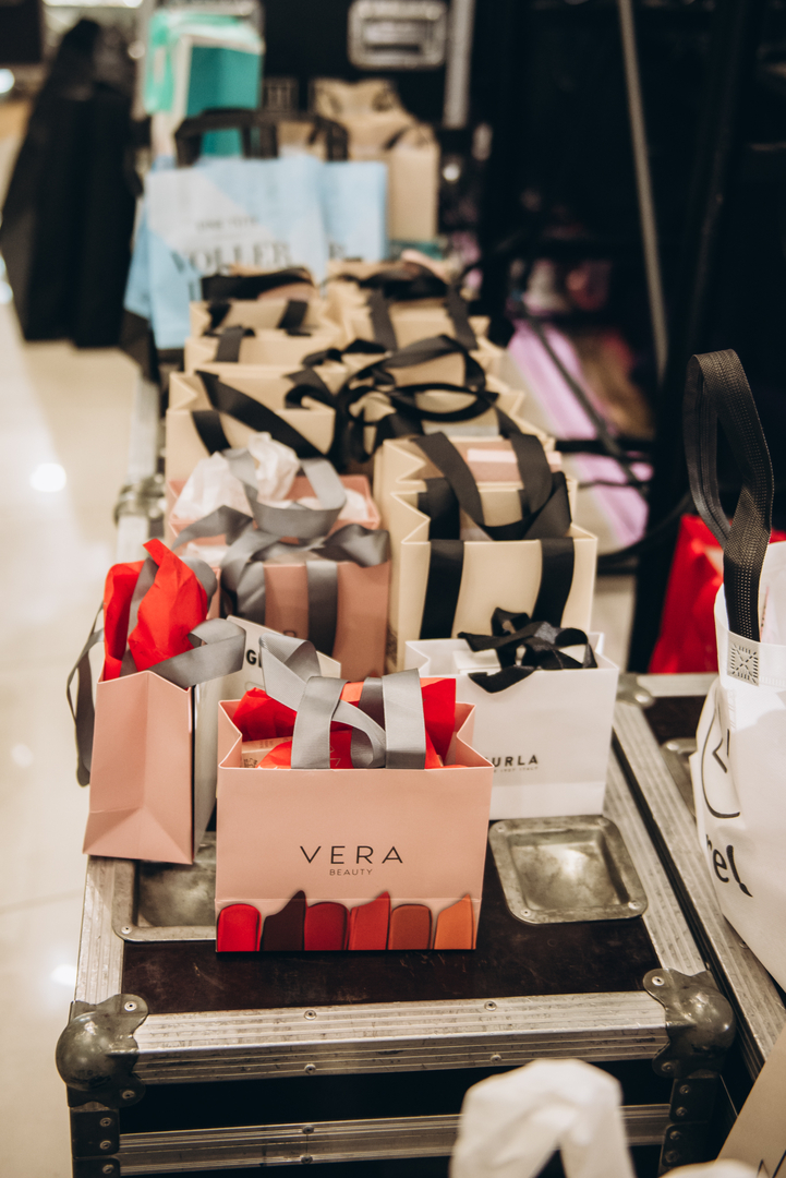 &quot;Весна у Gulliver – час святкувати!&quot; за участі: Єгора Андрюшина, Насті Цимбалару, Олени Тополі та Валентини Олеярник та розіграш від TOUS  image-12