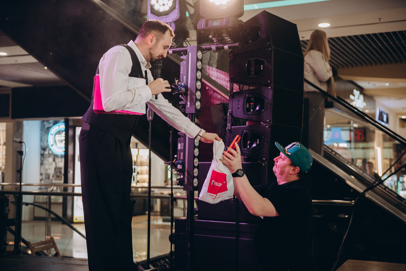 &quot;Весна у Gulliver – час святкувати!&quot; за участі: Єгора Андрюшина, Насті Цимбалару, Олени Тополі та Валентини Олеярник та розіграш від TOUS  image-19