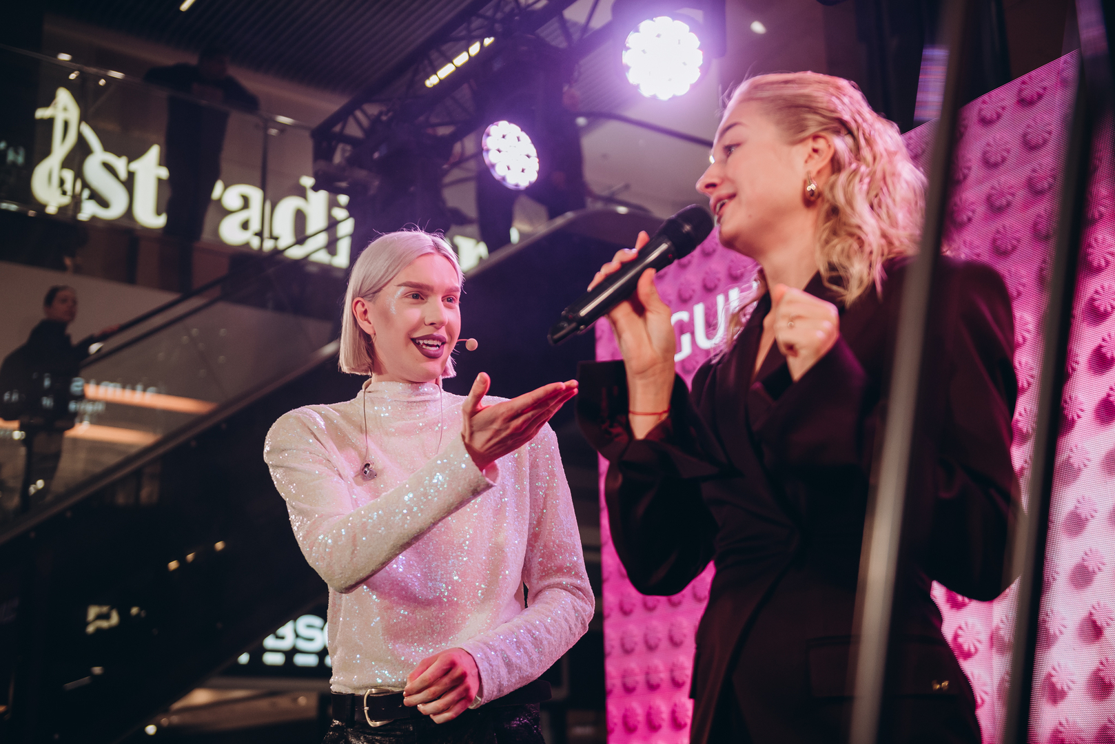 &quot;Весна у Gulliver – час святкувати!&quot; за участі: Єгора Андрюшина, Насті Цимбалару, Олени Тополі та Валентини Олеярник та розіграш від TOUS  image-46