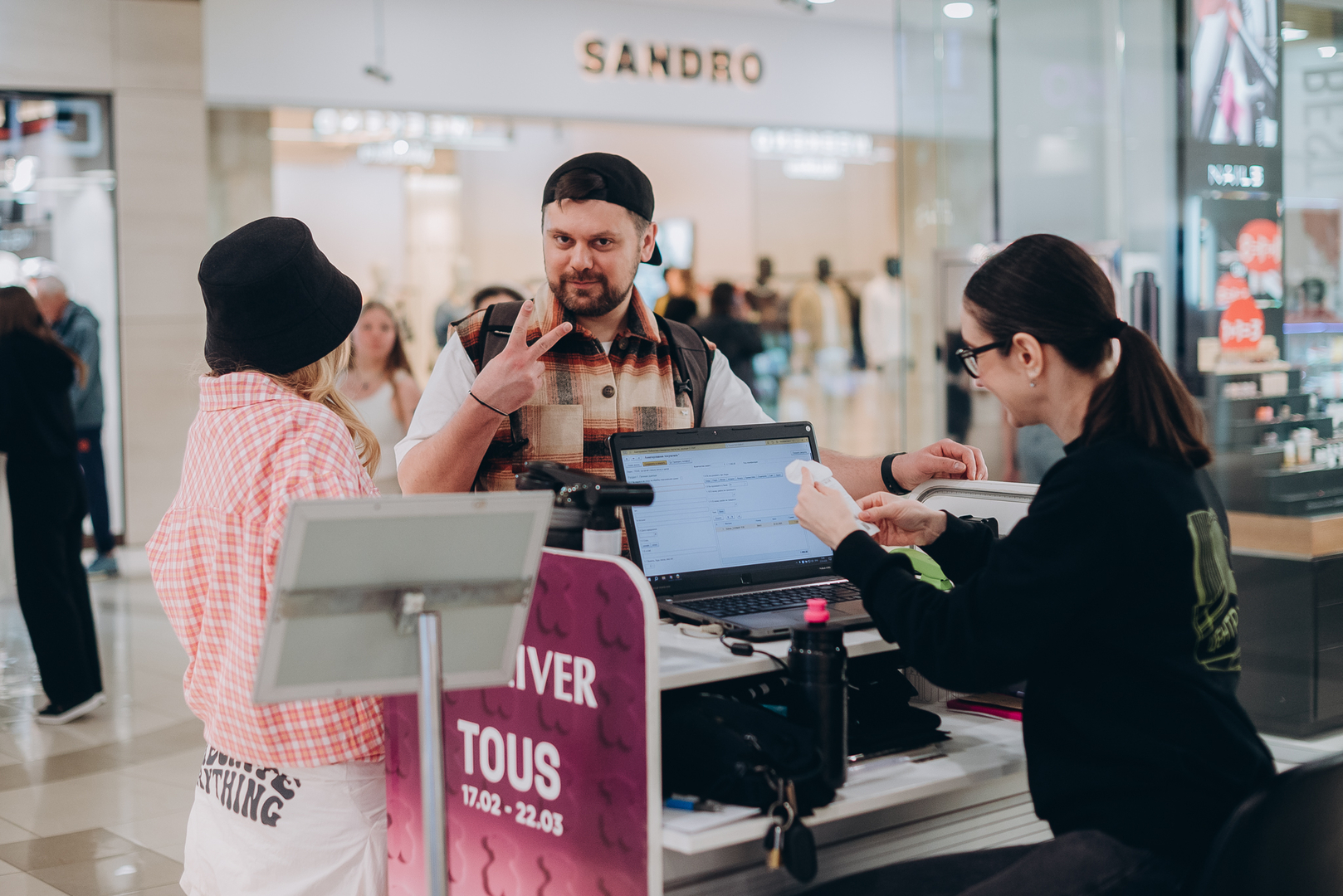 &quot;Весна у Gulliver – час святкувати!&quot; за участі: Єгора Андрюшина, Насті Цимбалару, Олени Тополі та Валентини Олеярник та розіграш від TOUS  image-86