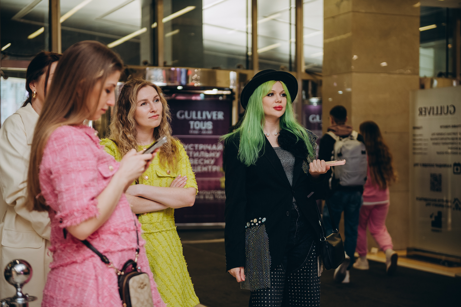 &quot;Весна у Gulliver – час святкувати!&quot; за участі: Єгора Андрюшина, Насті Цимбалару, Олени Тополі та Валентини Олеярник та розіграш від TOUS  image-110