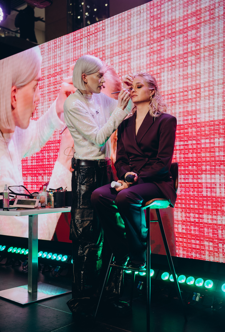 &quot;Весна у Gulliver – час святкувати!&quot; за участі: Єгора Андрюшина, Насті Цимбалару, Олени Тополі та Валентини Олеярник та розіграш від TOUS  image-143