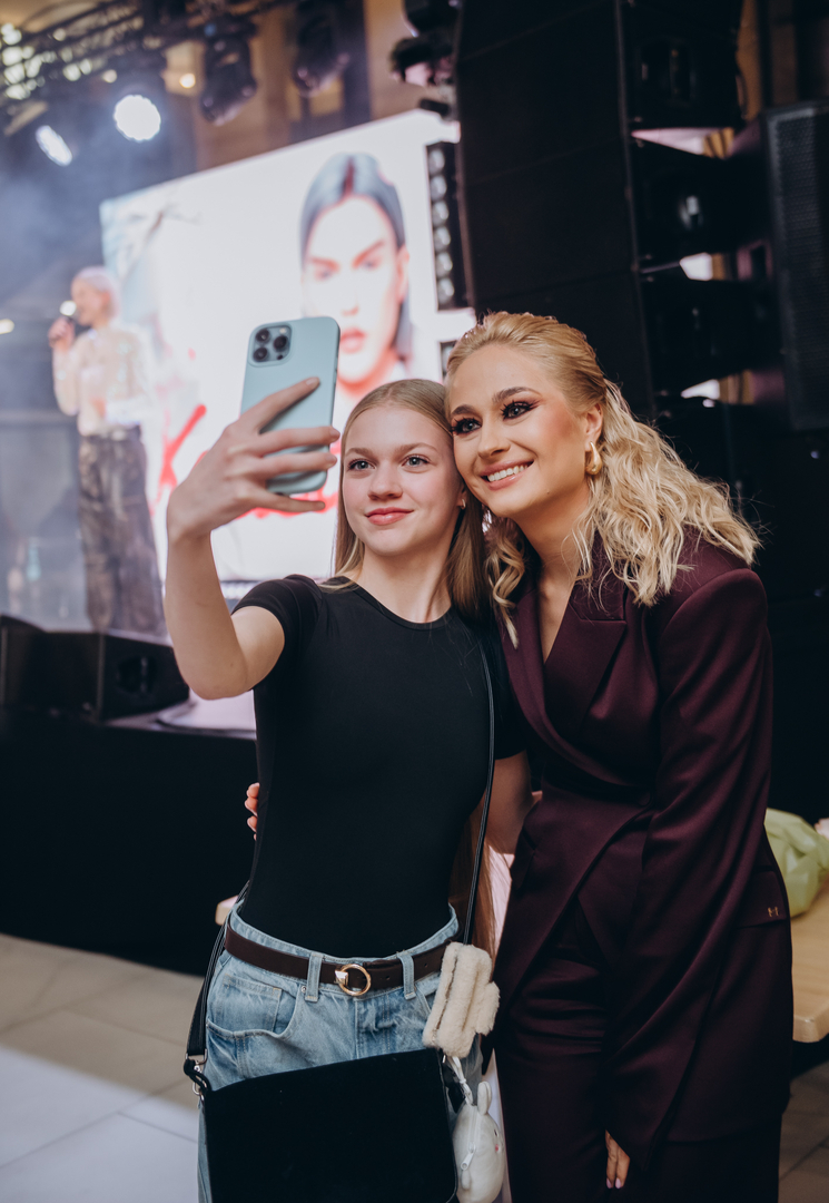 &quot;Весна у Gulliver – час святкувати!&quot; за участі: Єгора Андрюшина, Насті Цимбалару, Олени Тополі та Валентини Олеярник та розіграш від TOUS  image-147