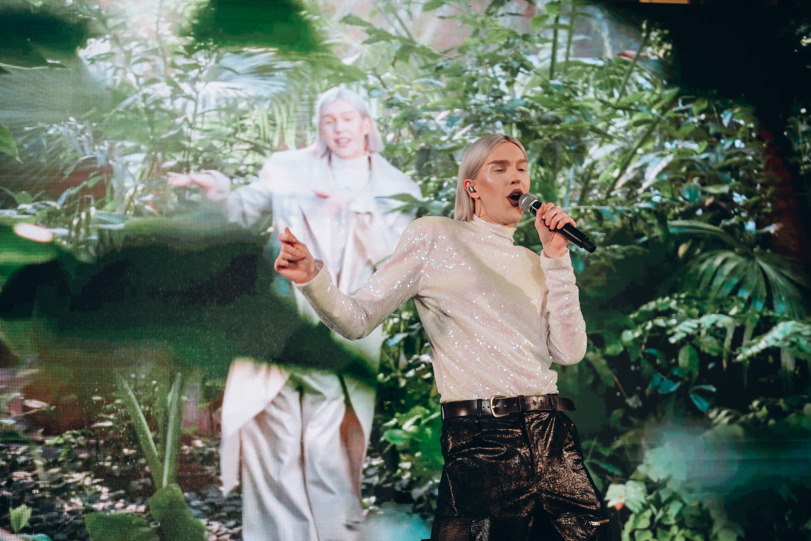 &quot;Весна у Gulliver – час святкувати!&quot; за участі: Єгора Андрюшина, Насті Цимбалару, Олени Тополі та Валентини Олеярник та розіграш від TOUS  image-193