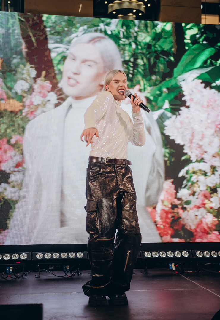 &quot;Весна у Gulliver – час святкувати!&quot; за участі: Єгора Андрюшина, Насті Цимбалару, Олени Тополі та Валентини Олеярник та розіграш від TOUS  image-195