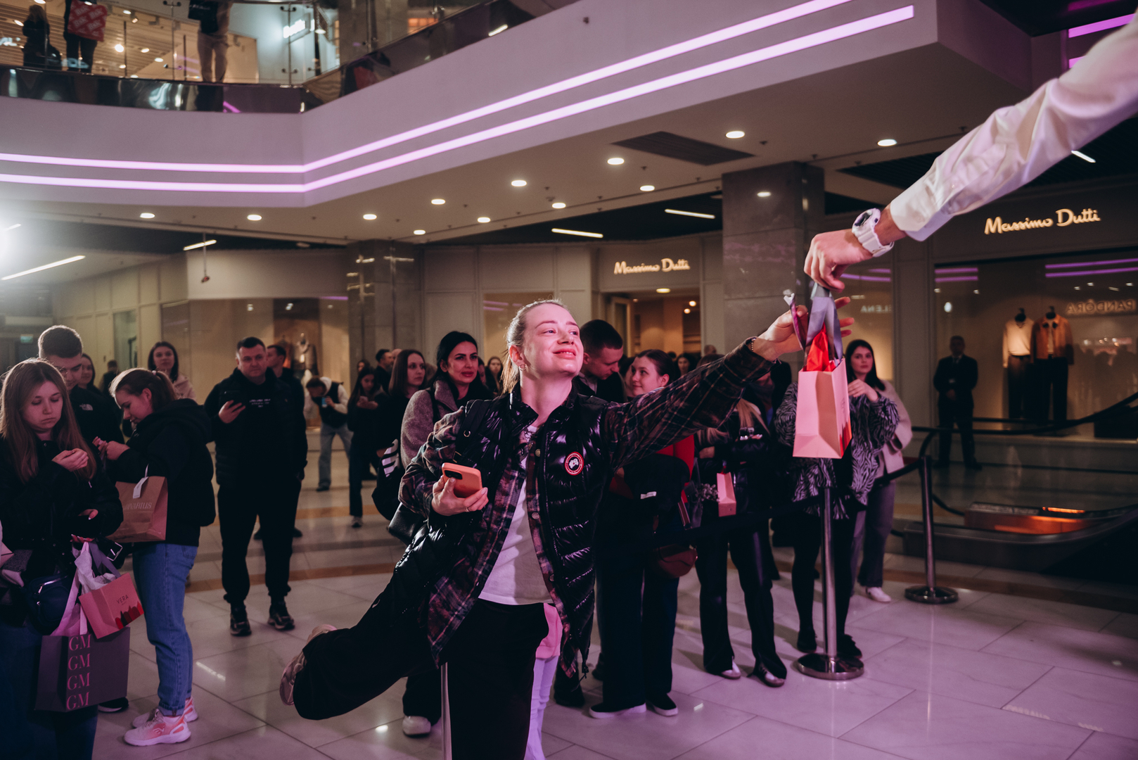 &quot;Весна у Gulliver – час святкувати!&quot; за участі: Єгора Андрюшина, Насті Цимбалару, Олени Тополі та Валентини Олеярник та розіграш від TOUS  image-234