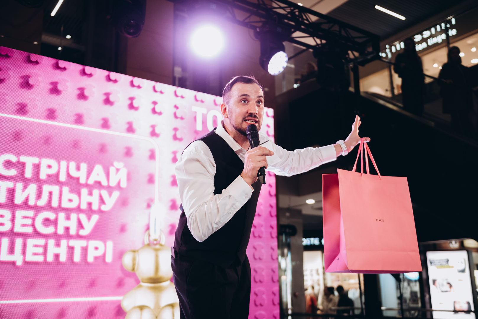 &quot;Весна у Gulliver – час святкувати!&quot; за участі: Єгора Андрюшина, Насті Цимбалару, Олени Тополі та Валентини Олеярник та розіграш від TOUS  image-259