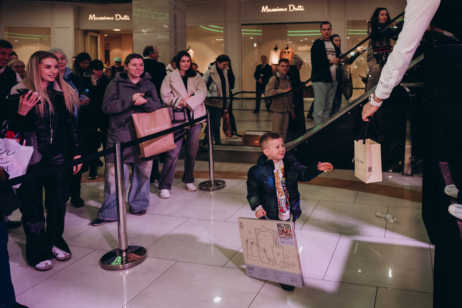 &quot;Весна у Gulliver – час святкувати!&quot; за участі: Єгора Андрюшина, Насті Цимбалару, Олени Тополі та Валентини Олеярник та розіграш від TOUS  image-276