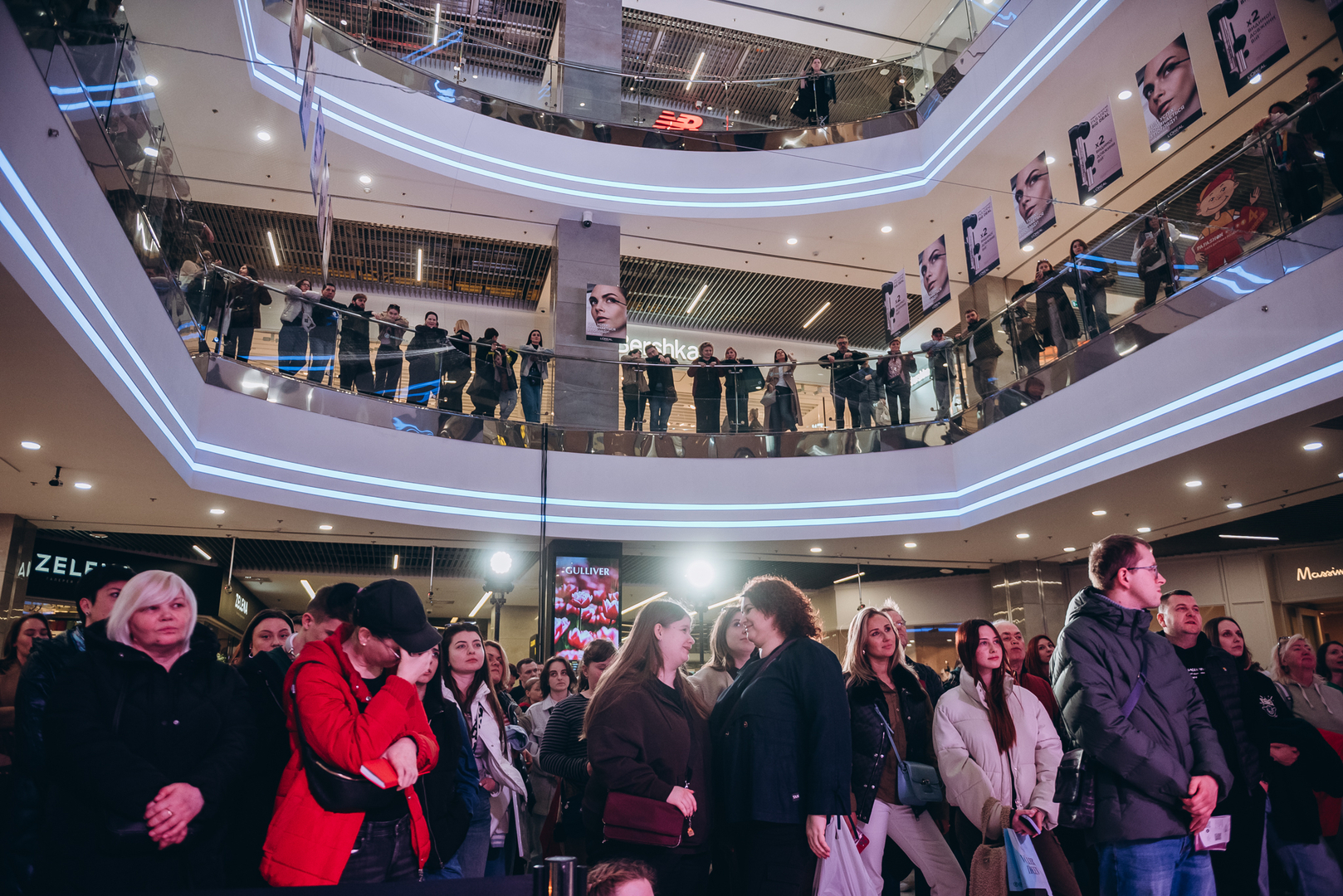 &quot;Весна у Gulliver – час святкувати!&quot; за участі: Єгора Андрюшина, Насті Цимбалару, Олени Тополі та Валентини Олеярник та розіграш від TOUS  image-337