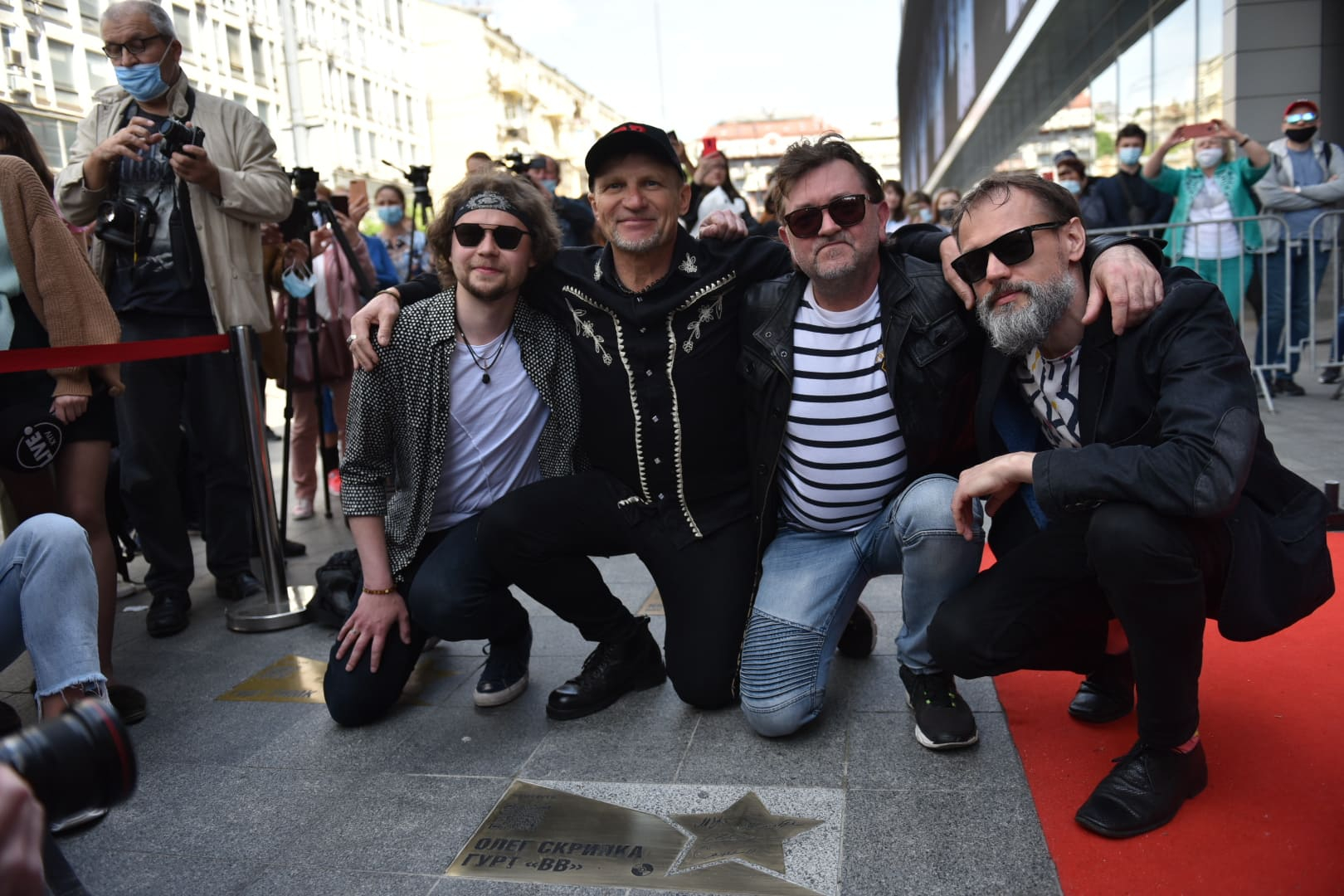 The star of the first Ukrainian rock band &quot;Vopli Vidopliasova&quot; and Oleh Skrypka was opened at the &quot;Square of Stars&quot; in Kyiv image-0