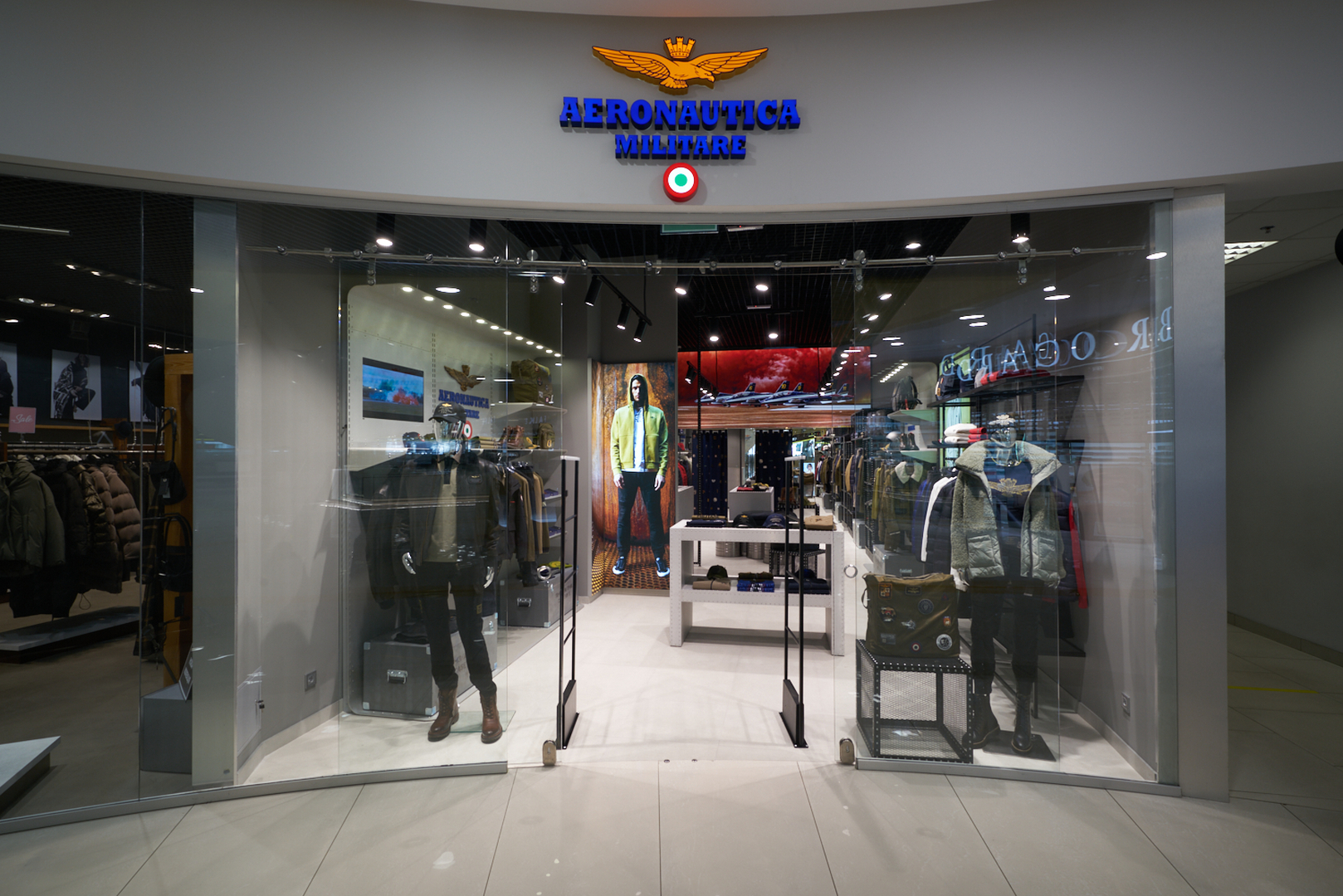 Shop Aeronautica Militare in the center of Kiev in the Gulliver