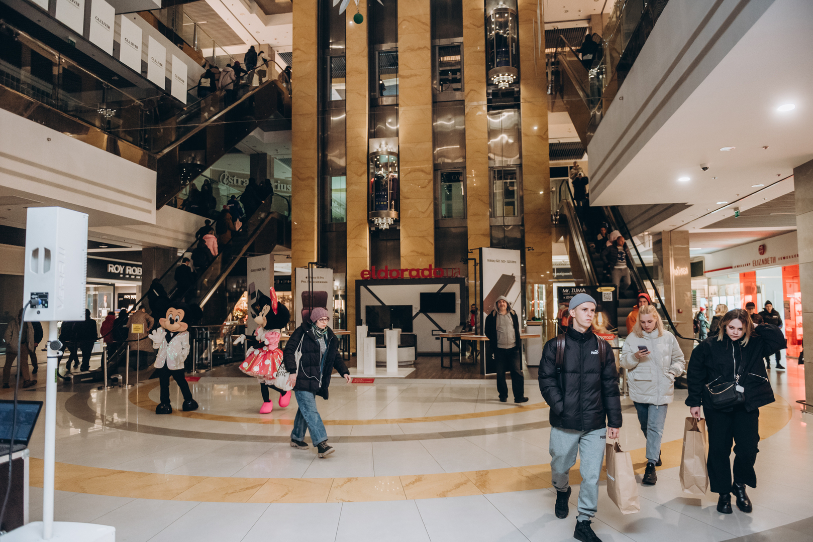 Чорна п&#039;ятниця 2022 в ТРЦ Gulliver image-116