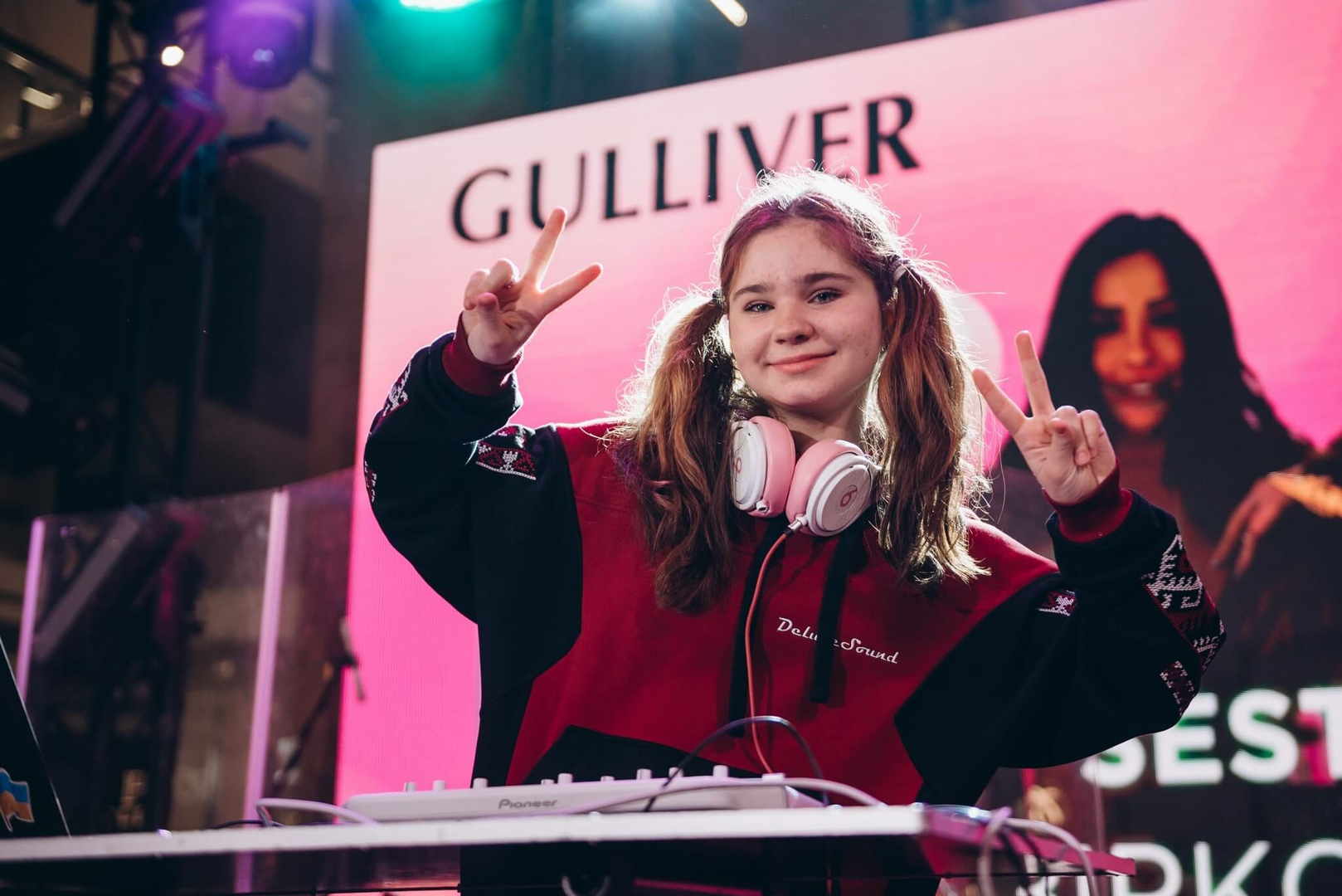 Благодійний концерт &quot;Даруємо любов&quot; 11.02  image-1