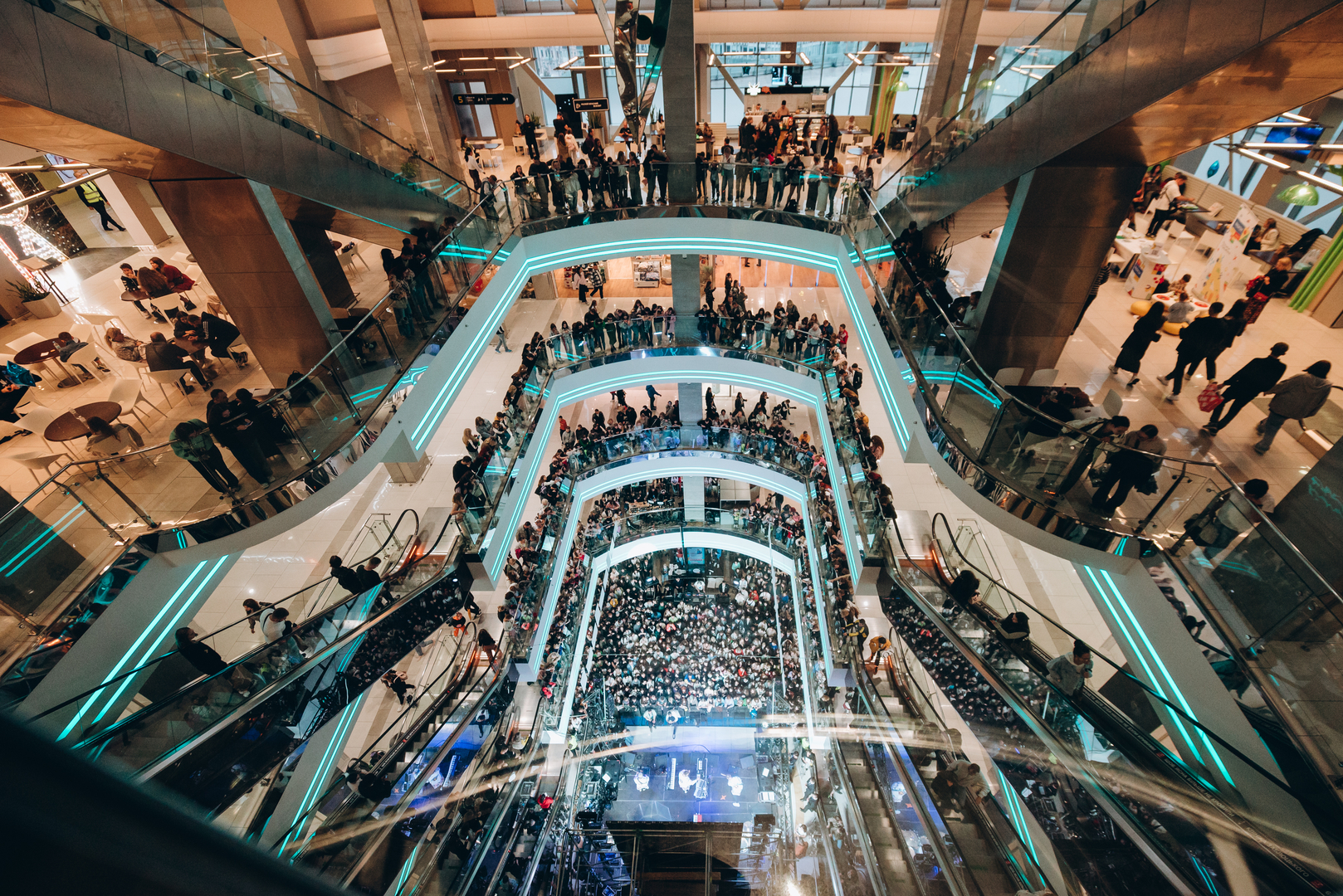 Дня Народження ТРЦ Gulliver 11 років image-345