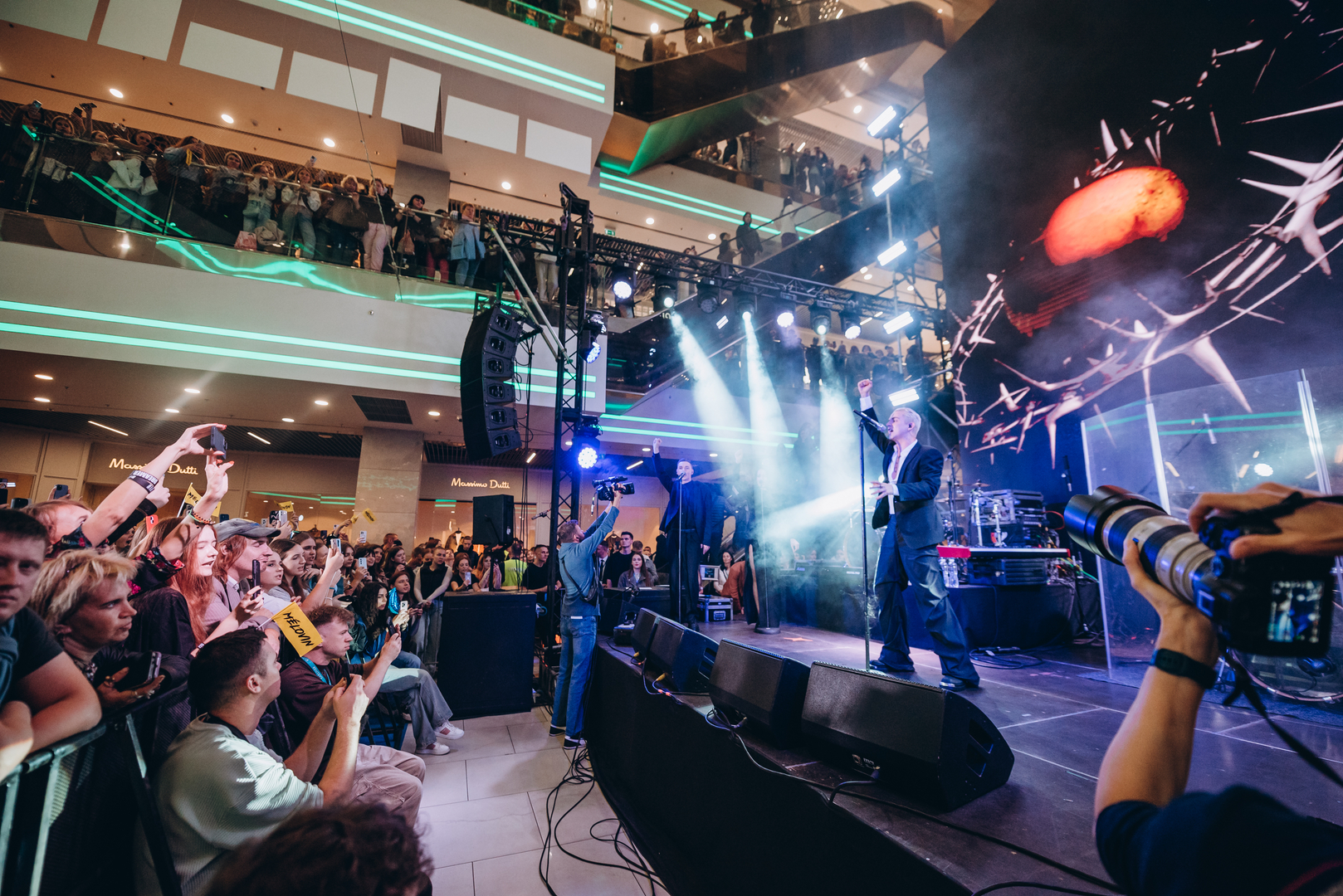 Дня Народження ТРЦ Gulliver 11 років image-419