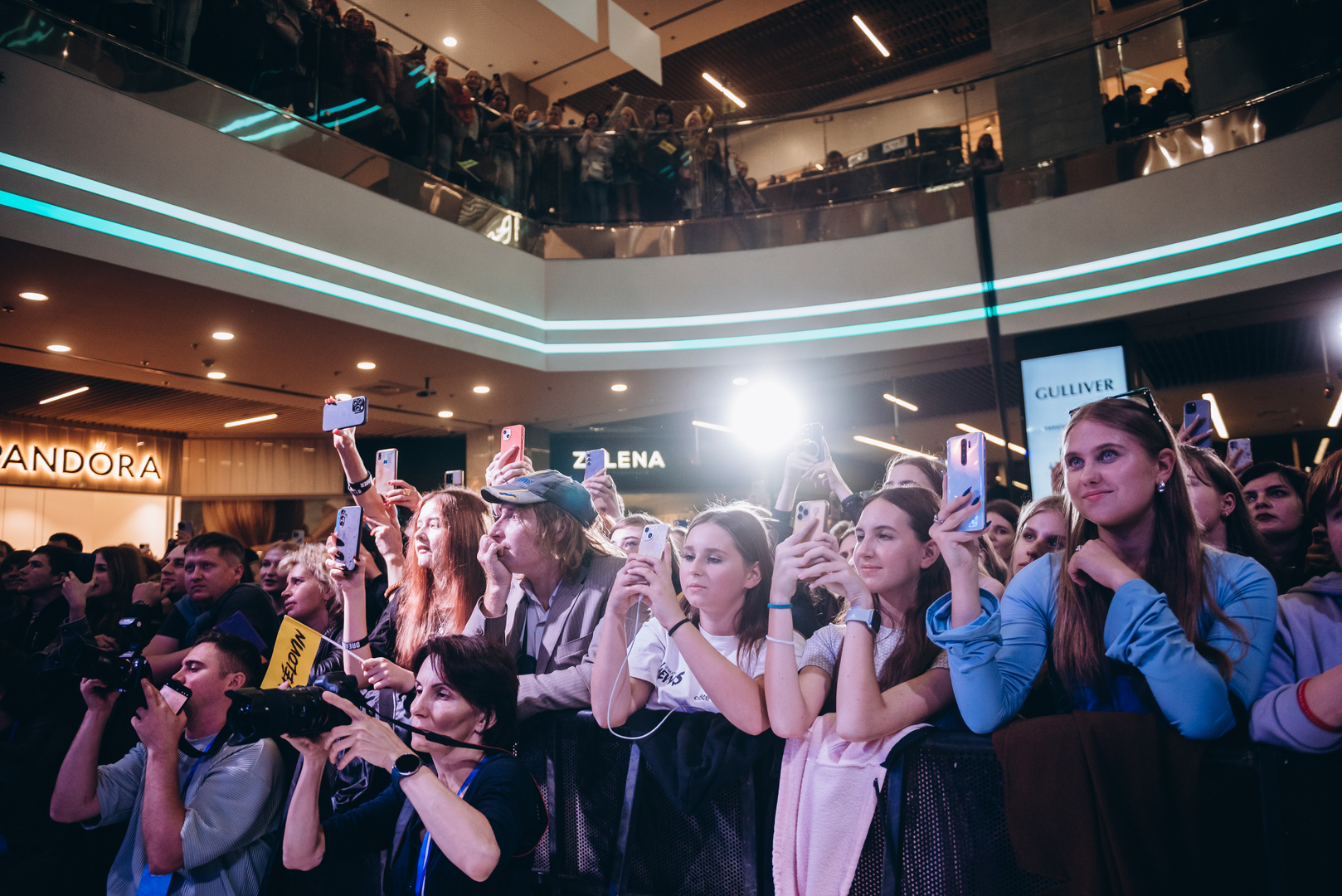 Дня Народження ТРЦ Gulliver 11 років image-434