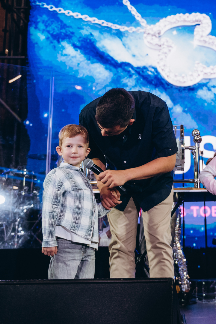 Дня Народження ТРЦ Gulliver 11 років image-442