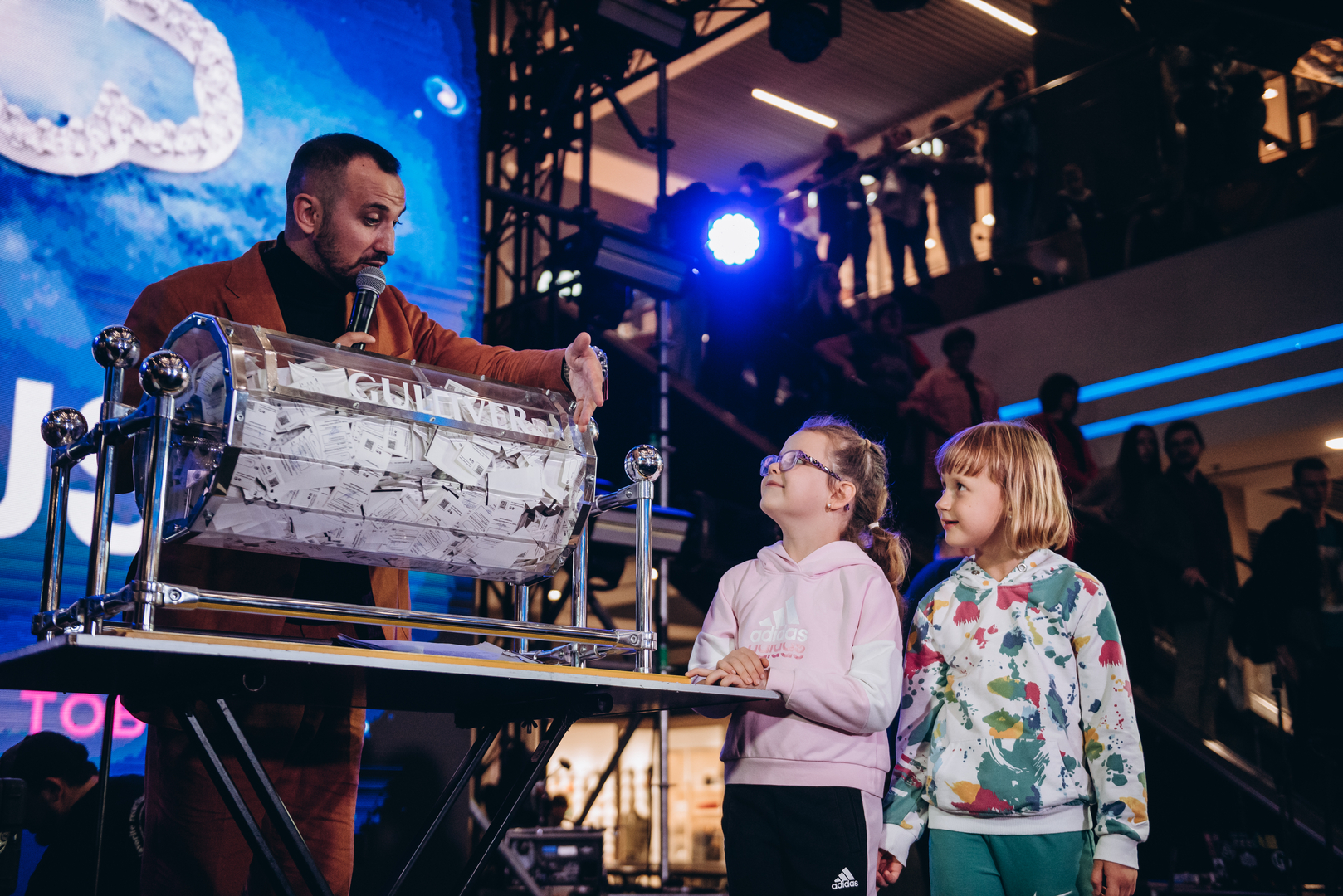 Дня Народження ТРЦ Gulliver 11 років image-444