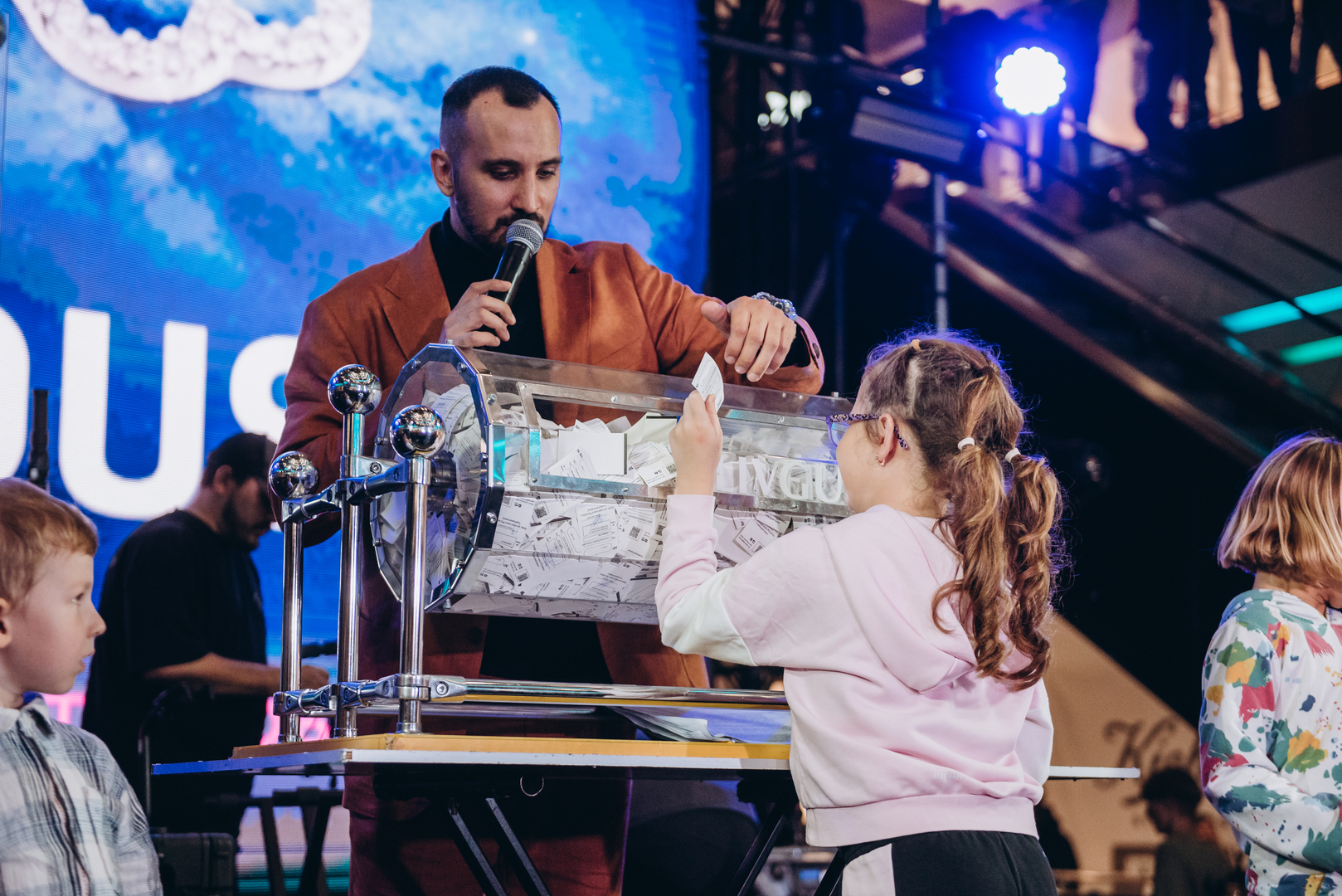 Дня Народження ТРЦ Gulliver 11 років image-453